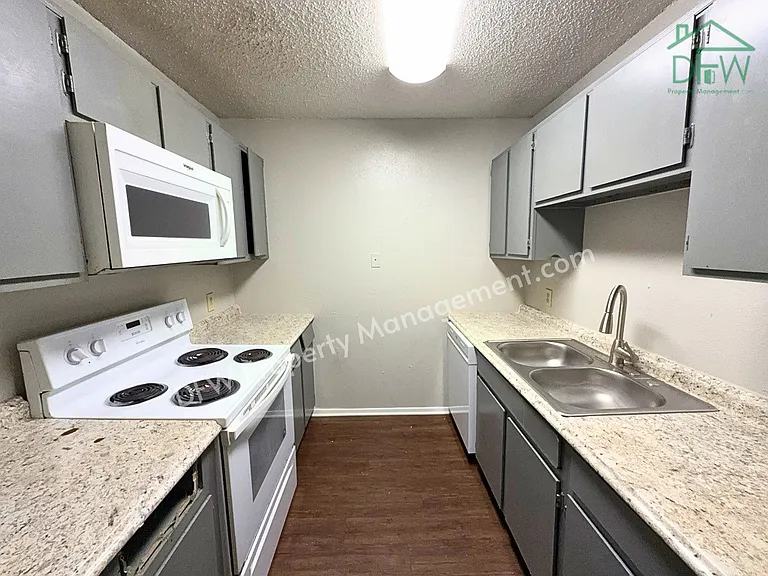 219 Fry St #12 — Photo 7