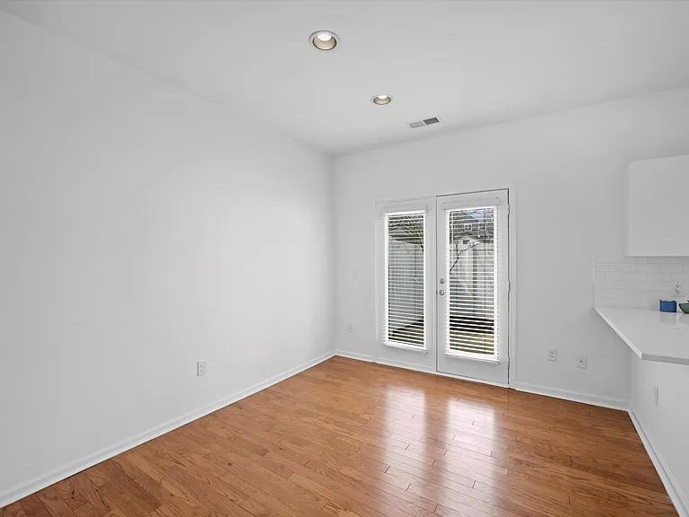 2252 Vision Dr — Photo 15