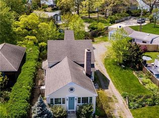 11 Park Ln, Norwalk, CT 06854