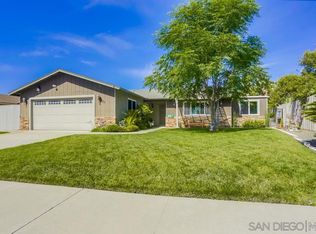 415 Pear Tree Pl, Escondido, CA 92026