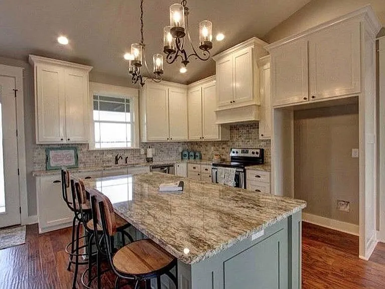 951 Fairview School Rd — Photo 3