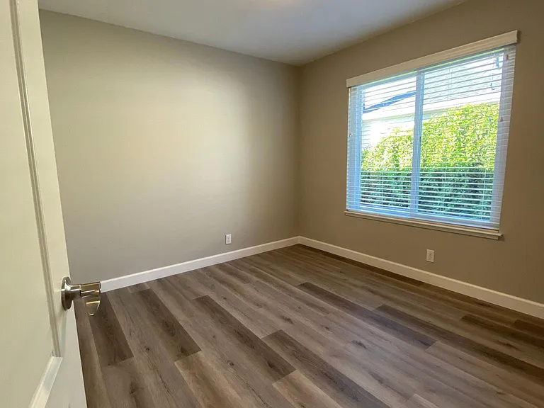 4680 Mia Cir — Photo 12