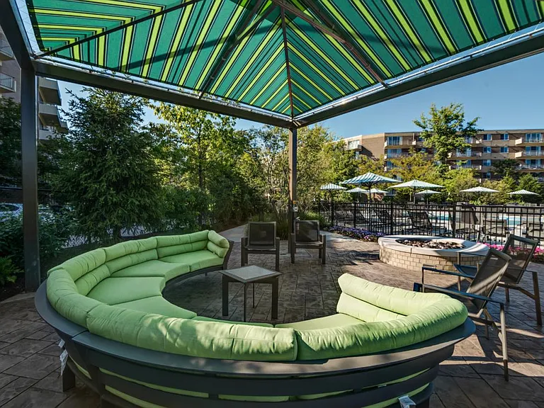 Sherri Park Apartments — Photo 4