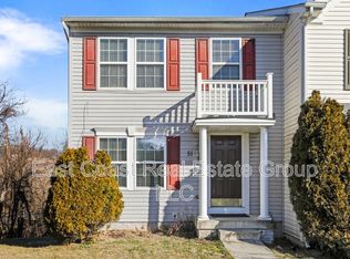 91 Grindstone Dr, Hedgesville, WV 25427