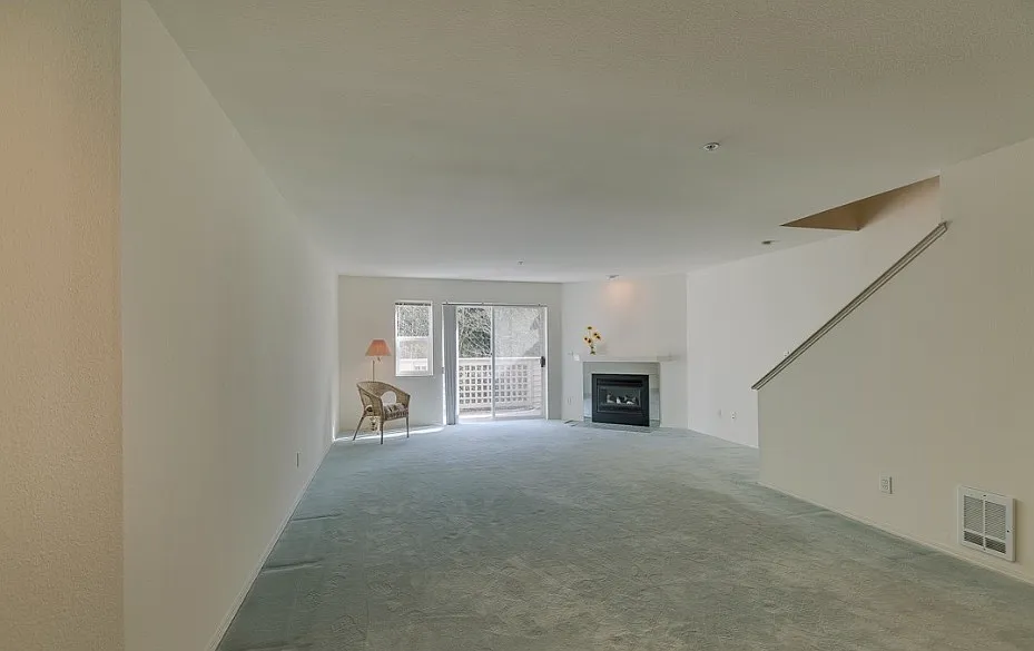 2 bed, 1344 sqft, $2,880 — Photo 3