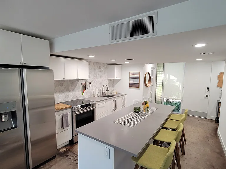 4411 N 40th St #32 — Photo 2