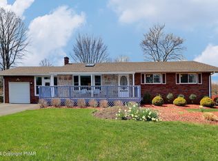 1613 N 5th St, Stroudsburg, PA 18360