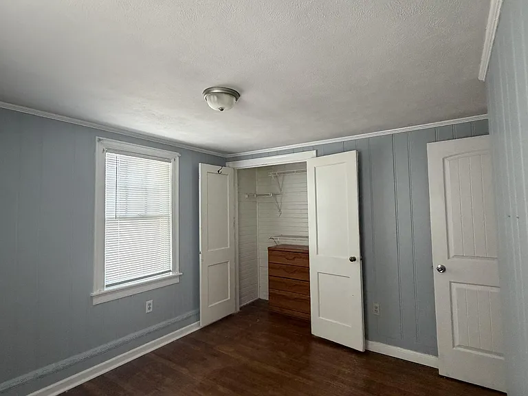 423 W Lawrence Ave #2 — Photo 6