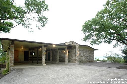 1st image of 974 Village Shores Dr.