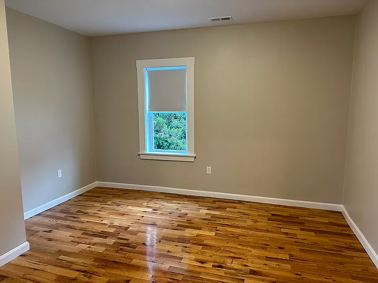 38 Columbia St #3 — Photo 9