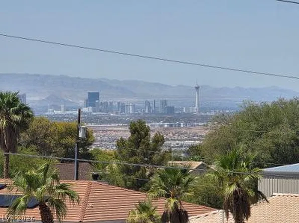 100 E Kimberly Dr, Henderson, NV 89015