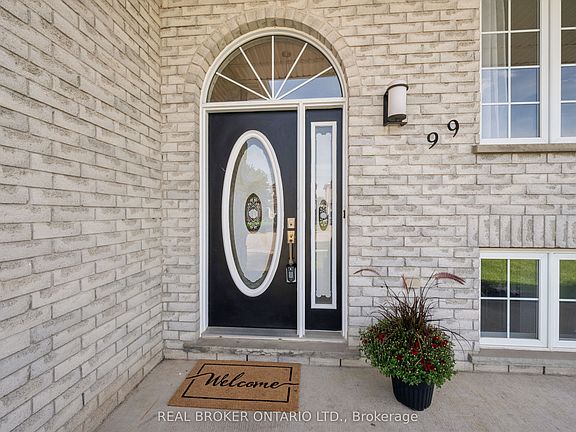 3rd image of 99 Langlaw Dr