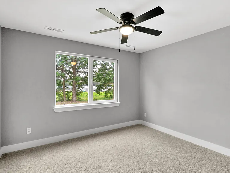 1028 Aviella Ct — Photo 8