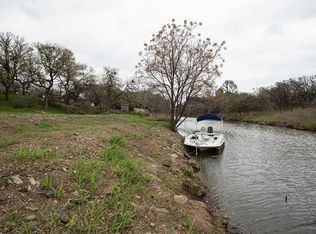 1B E Lakeshore Dr, Llano, TX 78643