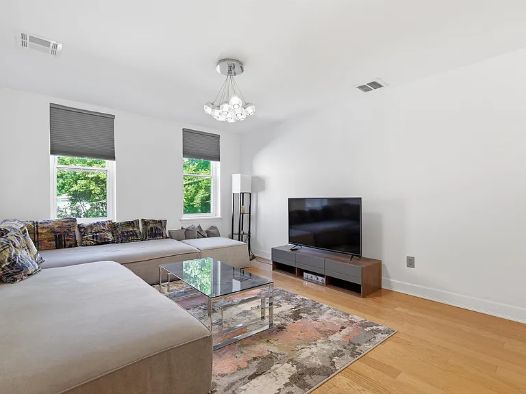 6405 Boulevard E #C2 — Photo 1