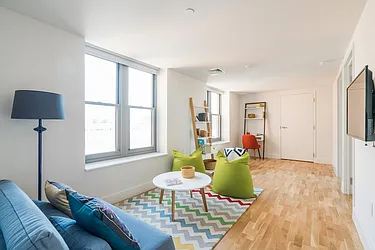 Rented by Lisa Management