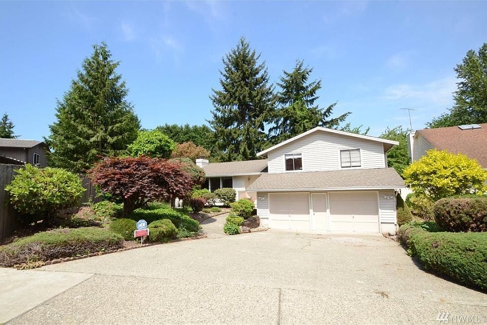 1st image of 6062 150th Ct NE