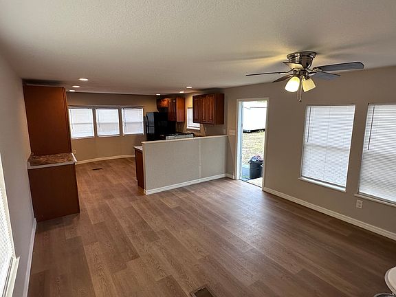5th image of 3551 NE 58th Ave