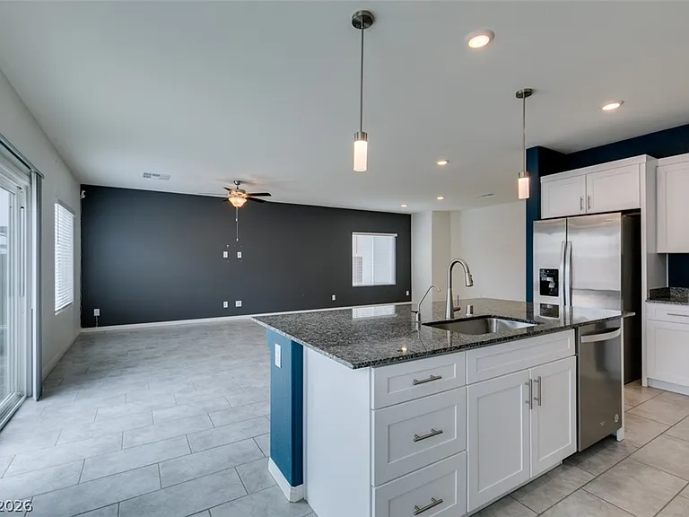 7544 Bronson Bay Ln — Photo 12