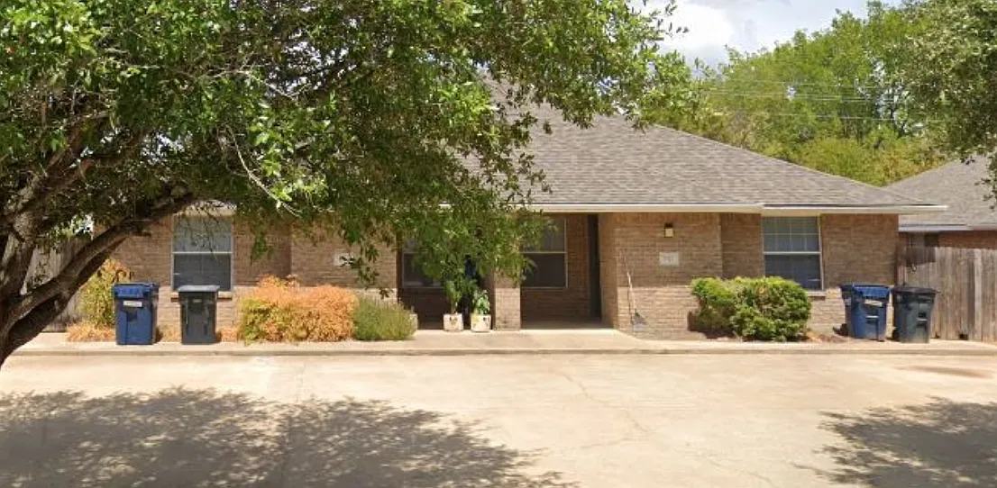 3 bed, $1,500 — Photo 3