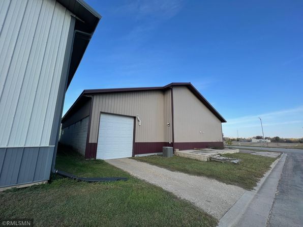 103 E Pearl St, Adrian, MN 56110