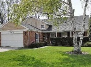 711 E Jules St, Arlington Heights, IL