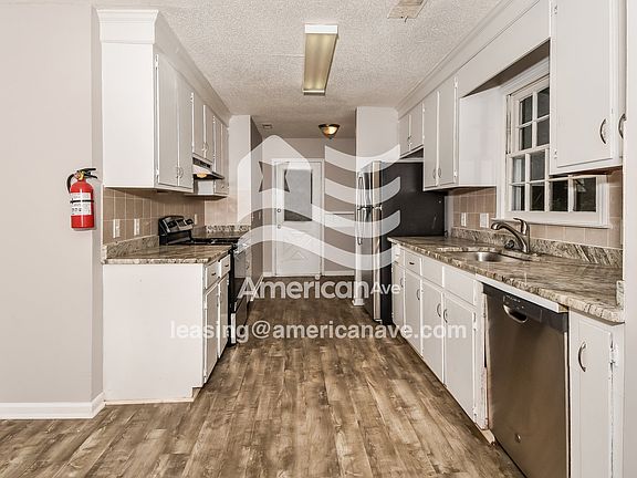 6915_004_wm_-_kitchen_13246675.jpg