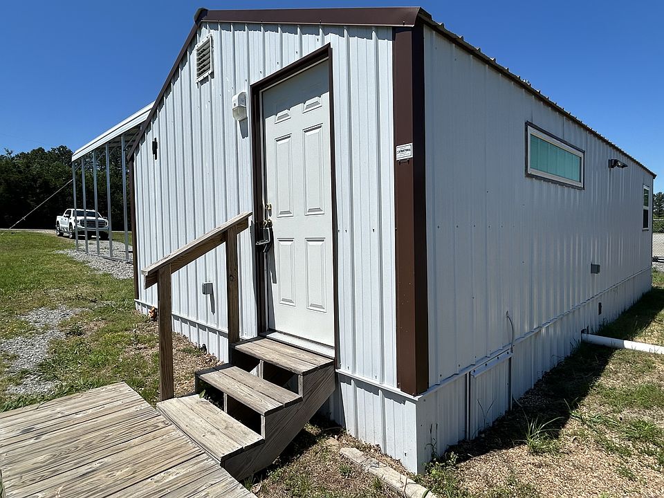 1st image of 21922 Branson Rd