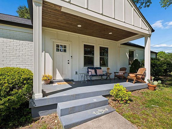 3rd image of 4311 Saunders Ave