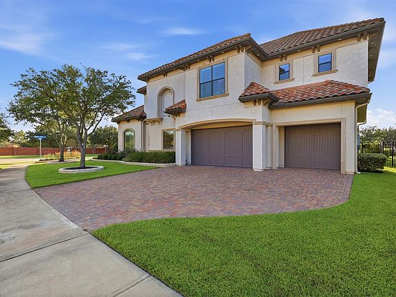 4th image of 7 Haven Shore Ln