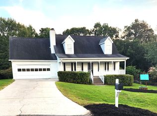 4674 Quail Pointe Dr, Flowery Branch, GA 30542