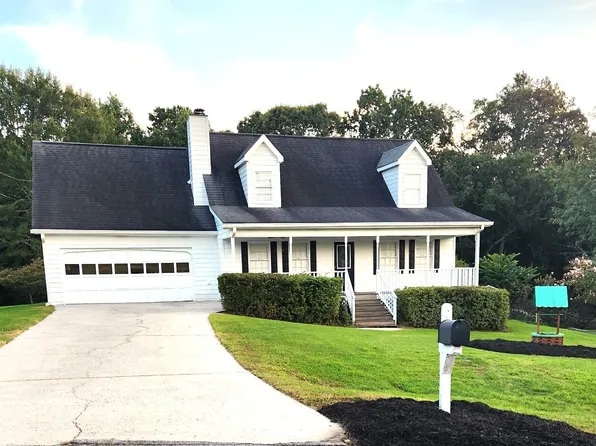 4674 Quail Pointe Dr, Flowery Branch, GA 30542