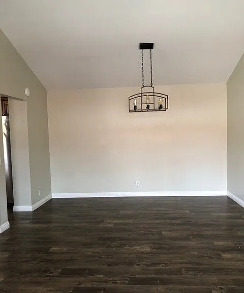 21897 Southgate #309 — Photo 3