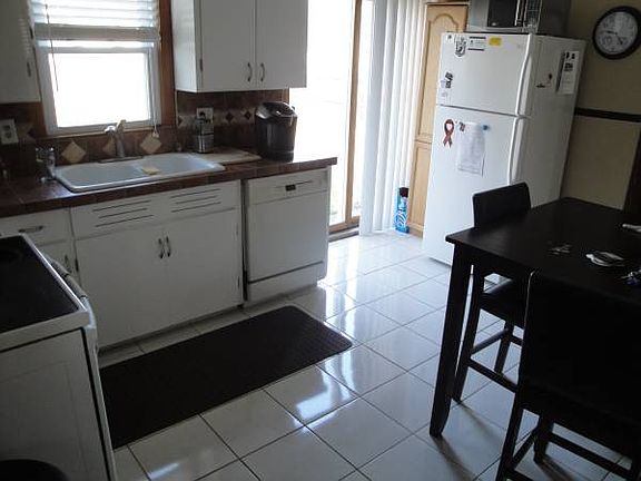 3rd image of 1294 89th St