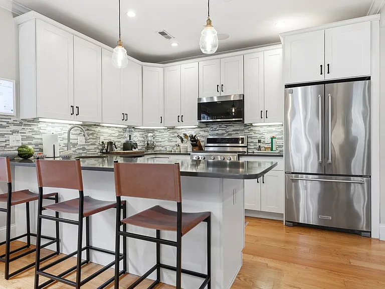 20 Winfield St #2 — Photo 4