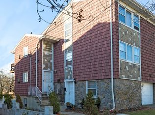 1806 Parsons Blvd, Whitestone, NY 11357
