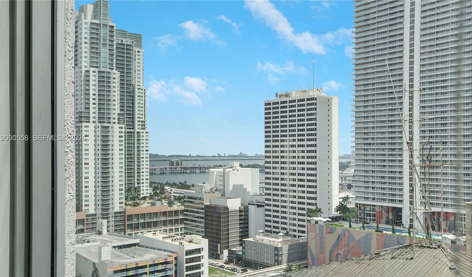Centro Condo — Photo 2