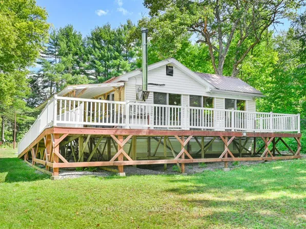 174 Cottage Ln, Tweed, ON K0K 3J0