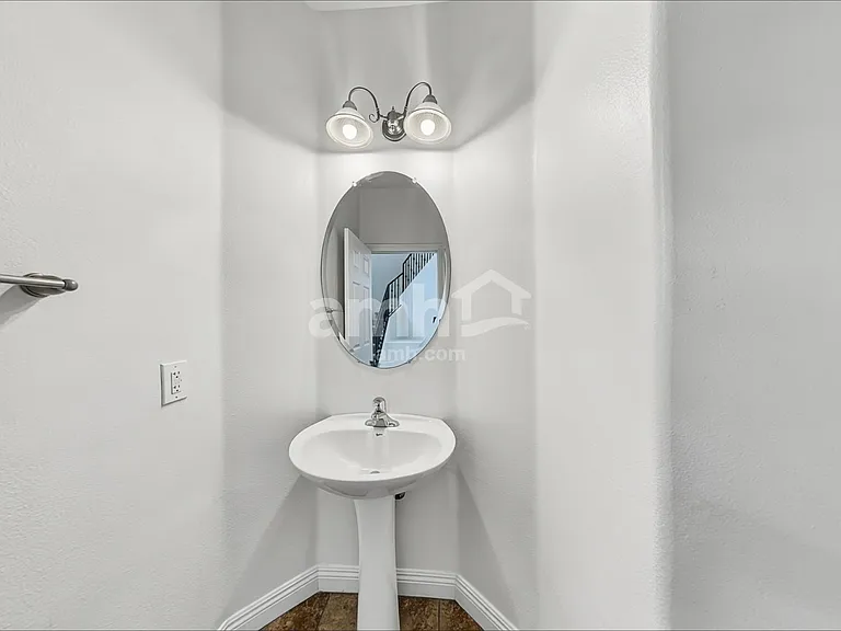 2884 Gables Vale Ct — Photo 10