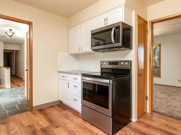 4th image of 1616 W Lawrence Dr