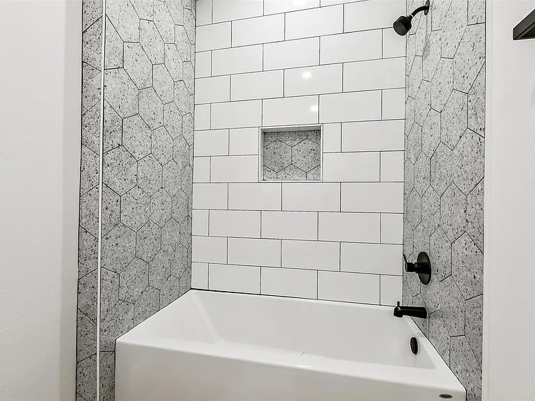 7486 Stanwick Dr #B — Photo 24