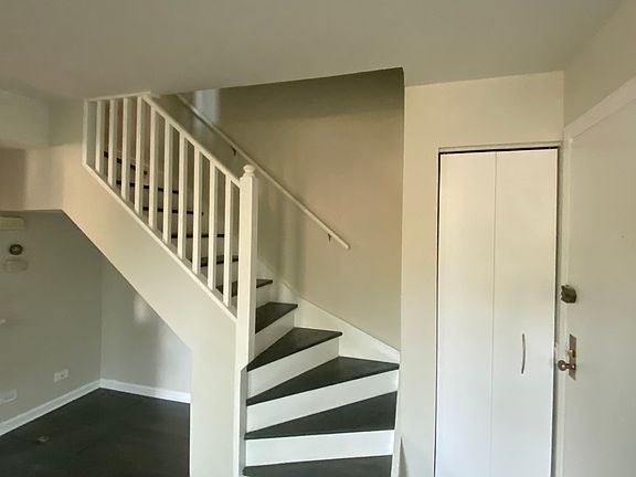 4th image of 2137 N Lincoln Ave