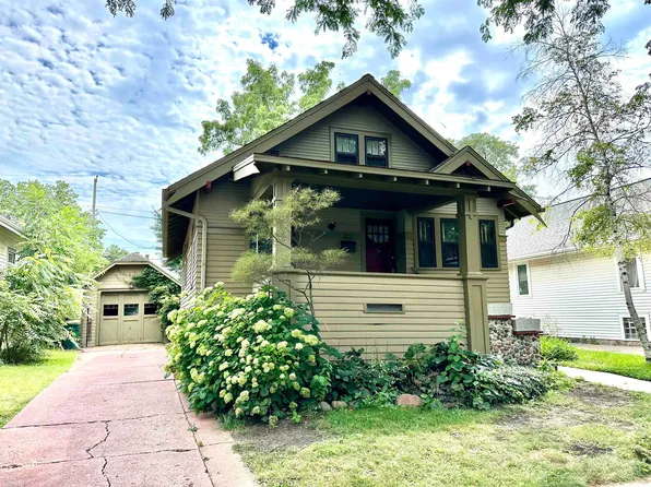 266 5th St, Fond Du Lac, WI 54935