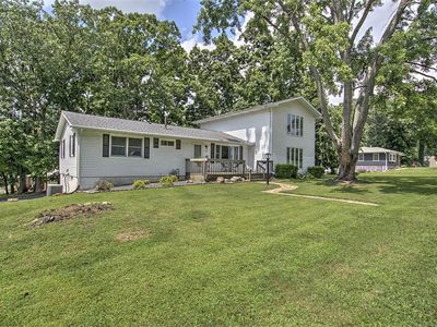 1725 Race Dr, Decatur, IL, 62521
