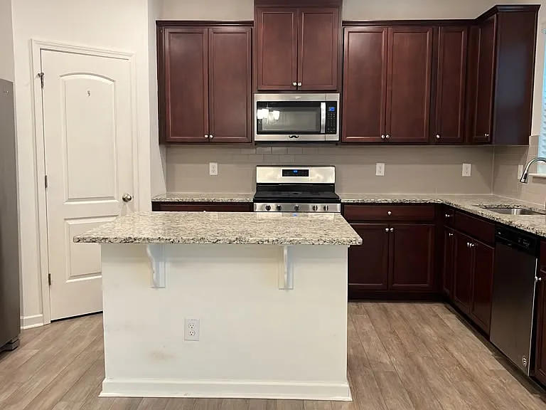 354 Summer Ranch Dr — Photo 9