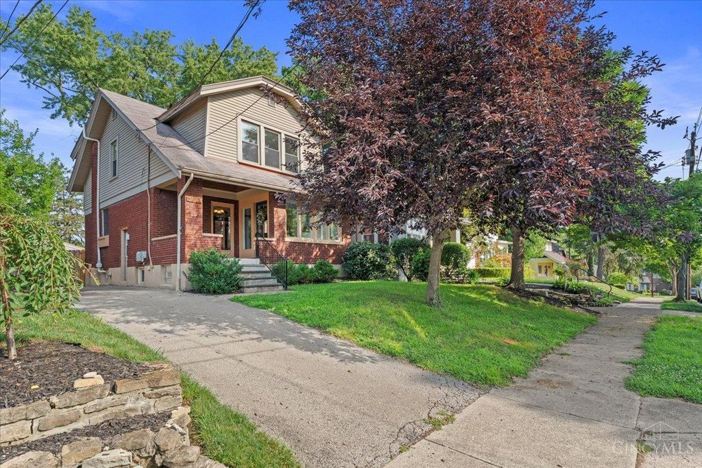Real estate listing image