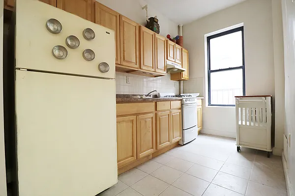 Rented by Corcoran | media 7