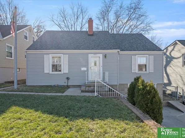 5221 Mason St, Omaha, NE 68106