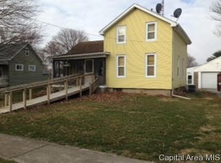 330 S Jefferson St, Roseville, IL