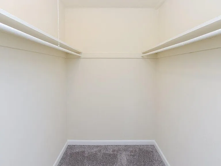 Willowbrook Apartment Homes — Photo 12